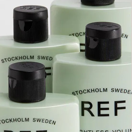 REF Stockholm - Weightless Volume Shampoo - 285 ml