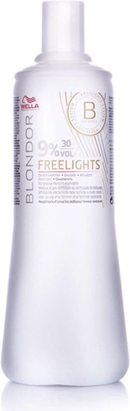 Onthullende crème Blondor Freelight Wella 30 vol 9 % (1L)